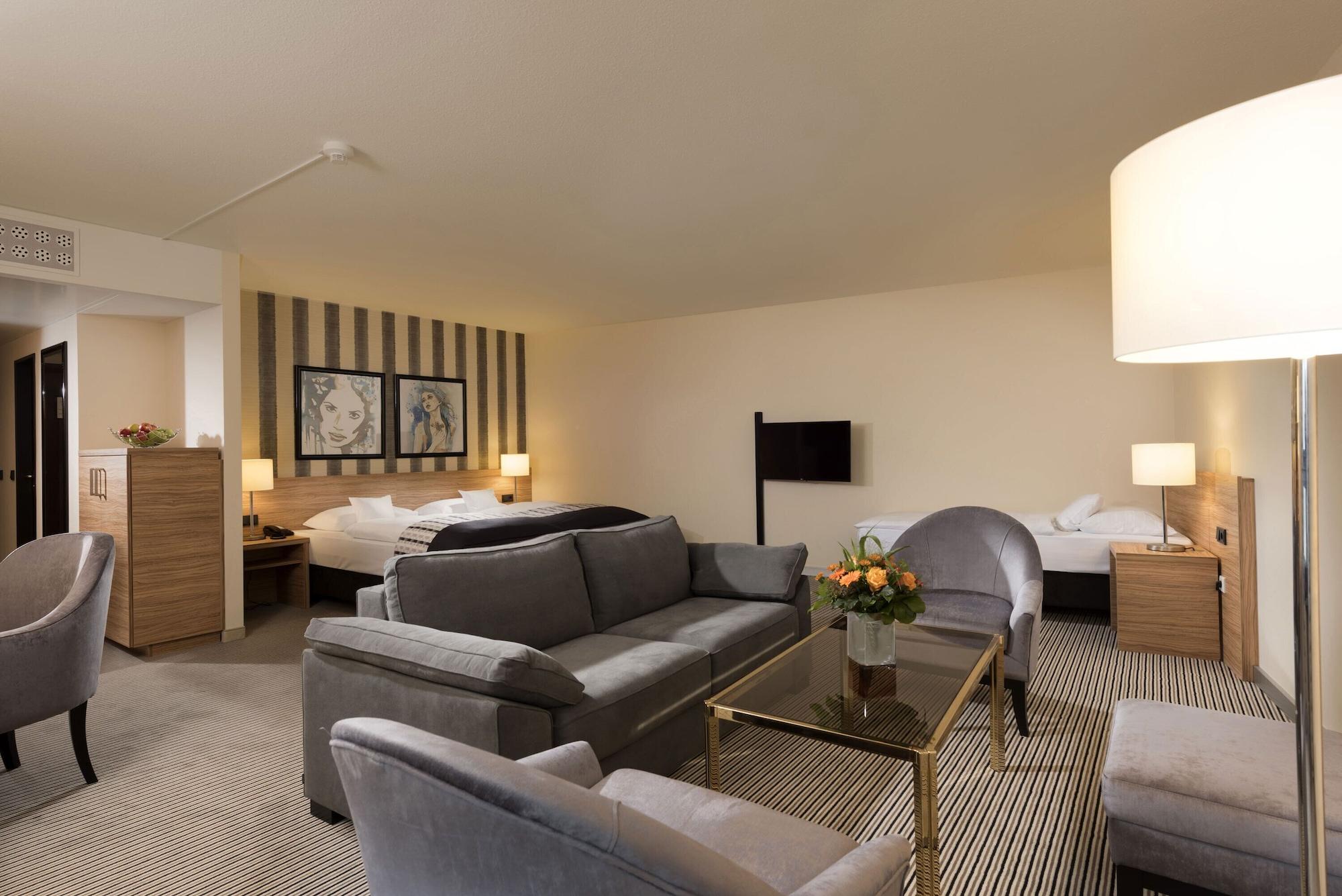 Maritim Hotel Koenigswinter Ngoại thất bức ảnh